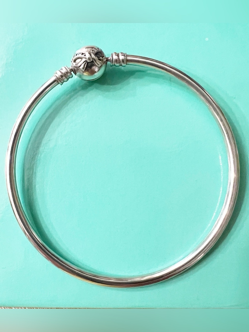 Pandora Limited Edition Dainty Bow Bangle Charm Bracelet